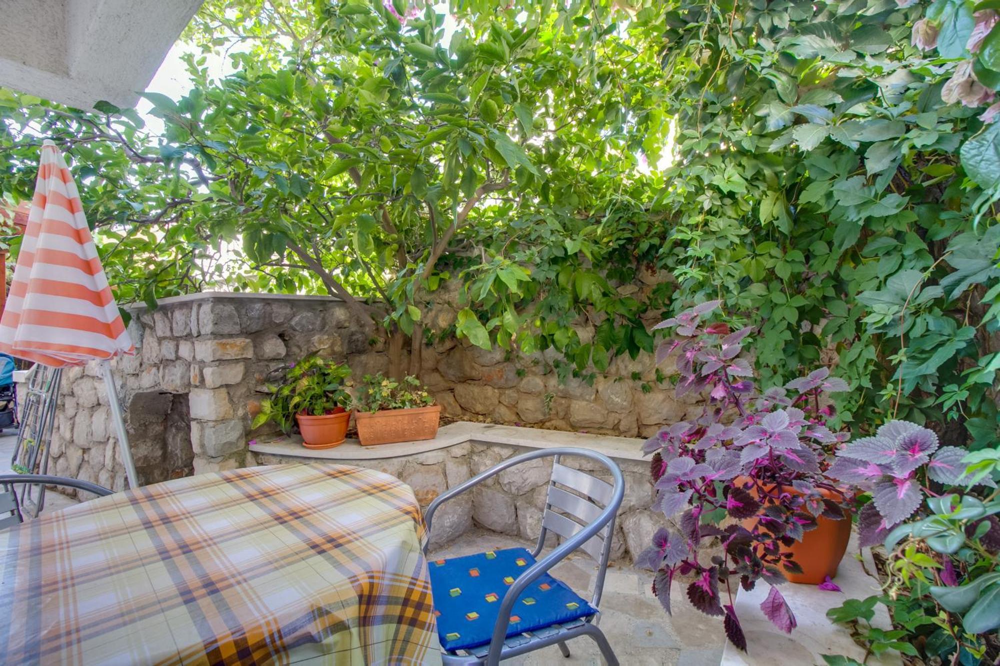Apartments Suzana Mali Lošinj Exteriör bild