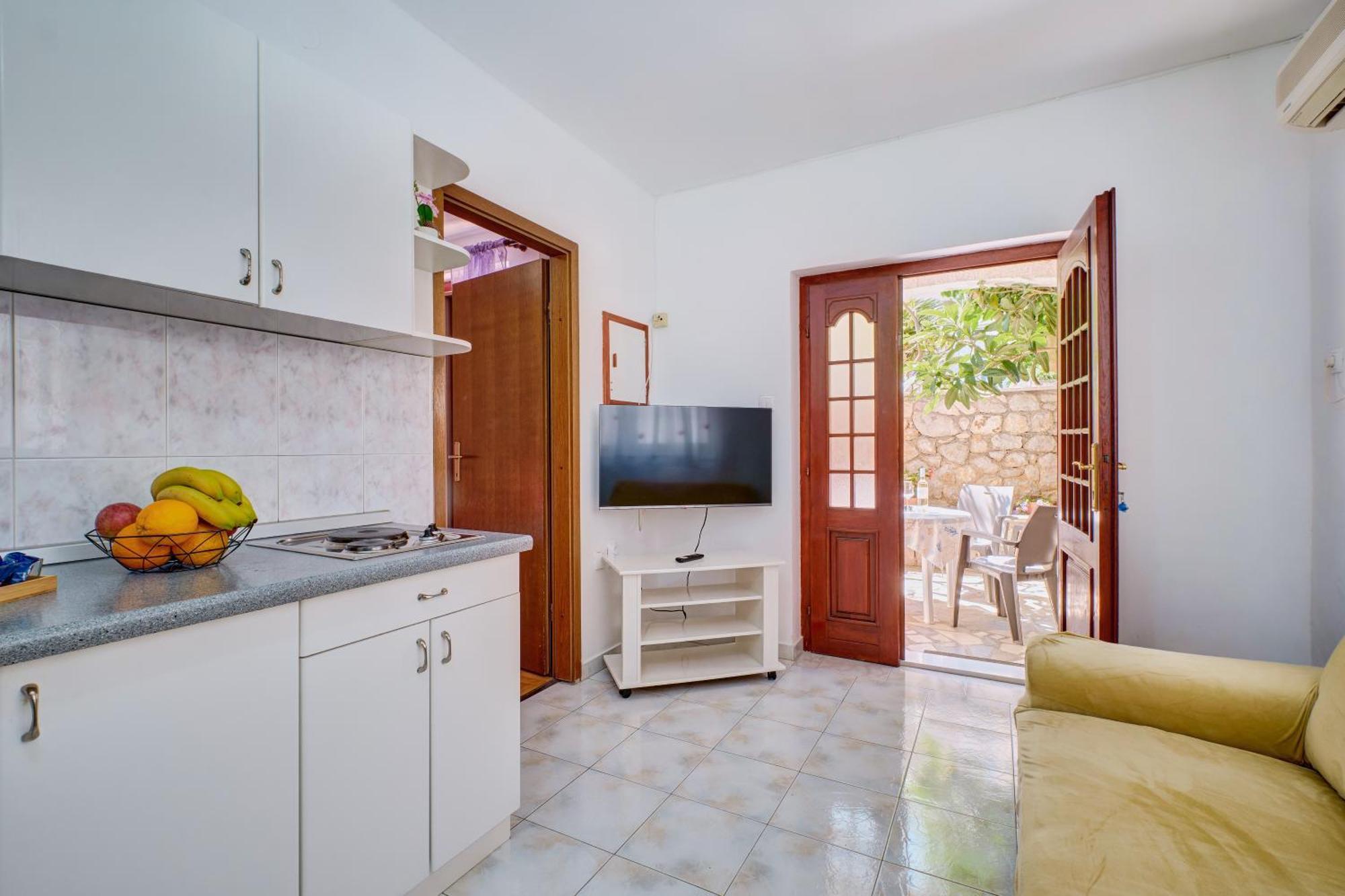 Apartments Suzana Mali Lošinj Exteriör bild