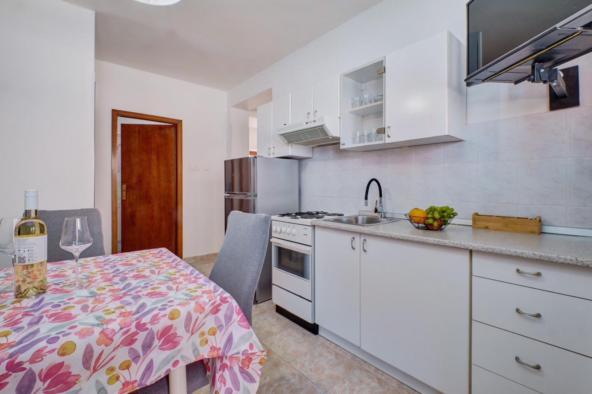 Apartments Suzana Mali Lošinj Exteriör bild